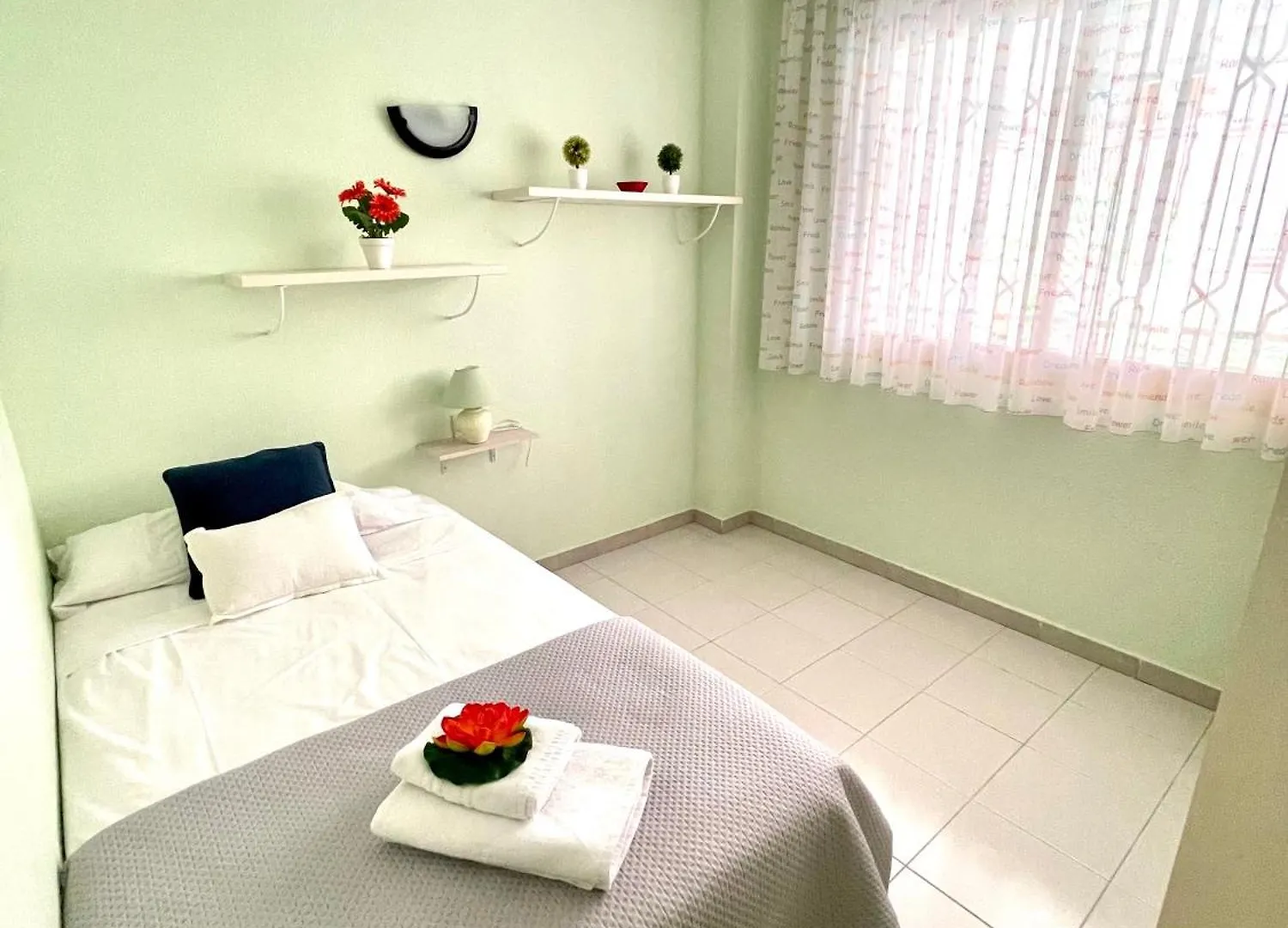 Apartbeach Nargam Vista Playa La Pineda